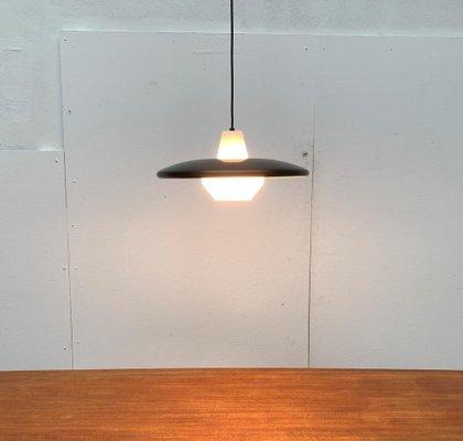 Mid-Century Minimalist Metal and Glass Pendant Lamp-UAH-1029607