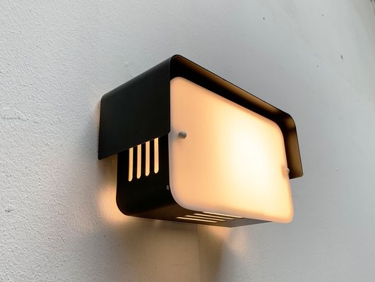 Mid-Century Minimalist Space Age Wall Lamp, 1960s-UAH-1444872