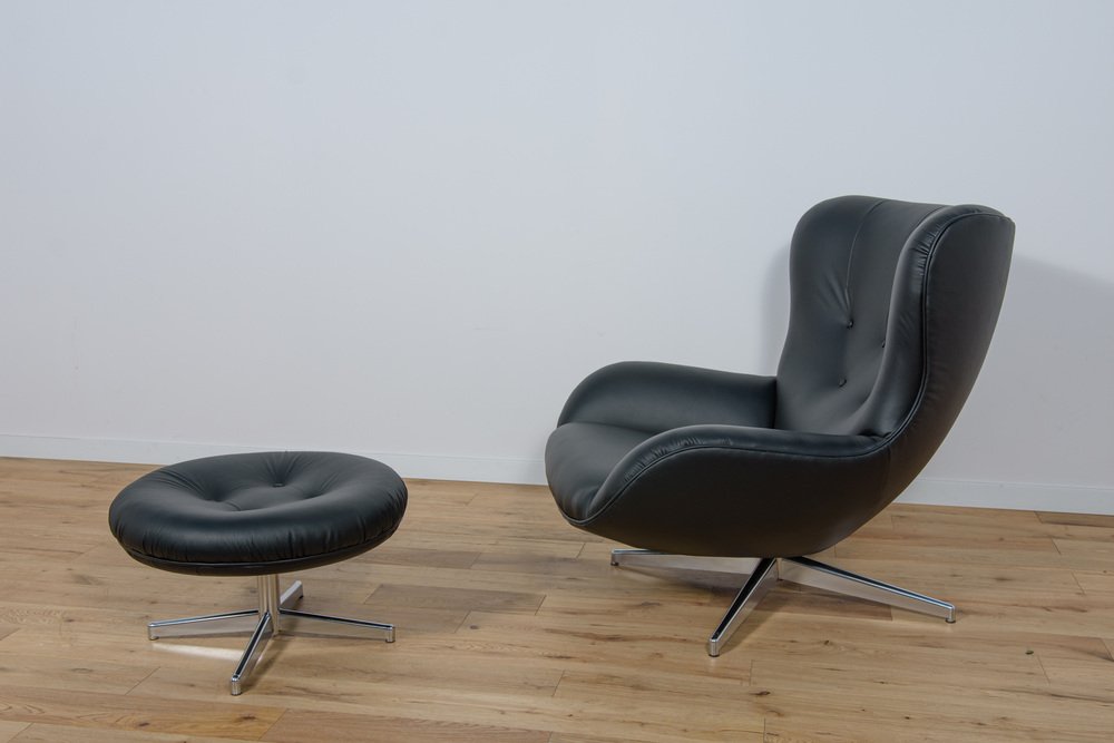 Mid-Century ML 214 Lounge Chair with Ottoman by Illum Wikkelsø for Mikael Laursen, 1960s, Set of 2