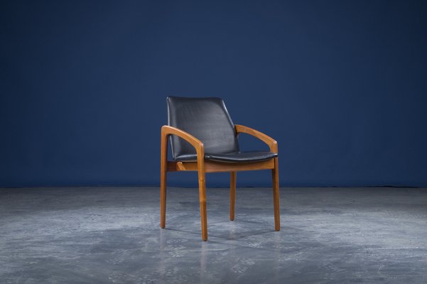 Mid-Century Model 23 Dining Chair by Henning Kjærnulf for Korup Stolefabrik, 1960s-ZZH-989179