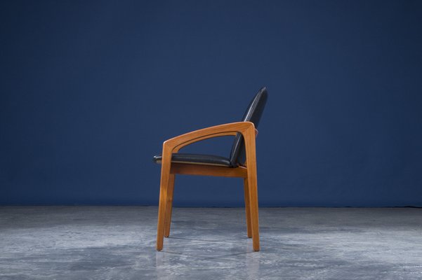 Mid-Century Model 23 Dining Chair by Henning Kjærnulf for Korup Stolefabrik, 1960s-ZZH-989179