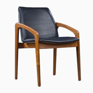 Mid-Century Model 23 Dining Chair by Henning Kjærnulf for Korup Stolefabrik, 1960s-ZZH-989179