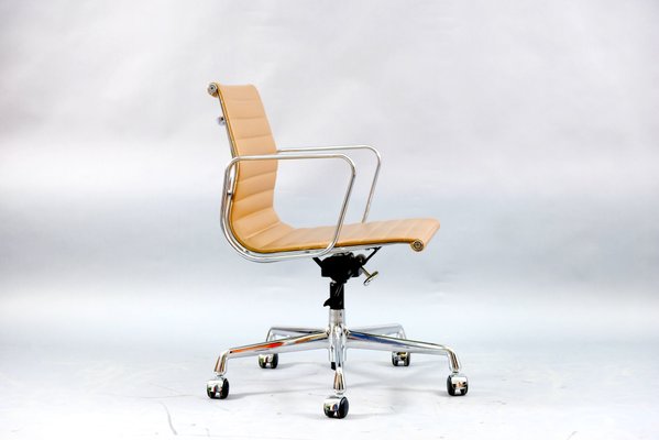 Mid-Century Model EA 117 Swivel Chair by Charles & Ray Eames for Vitra-CIP-782906