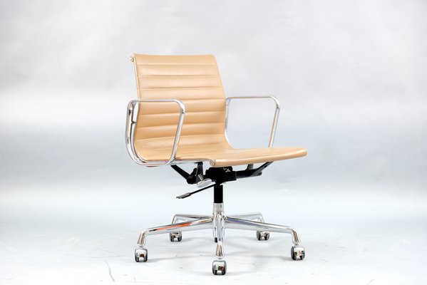 Mid-Century Model EA 117 Swivel Chair by Charles & Ray Eames for Vitra-CIP-782906