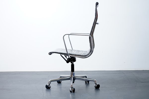 Mid-Century Model EA 119 Swivel Chair by Charles & Ray Eames for Vitra-CIP-1180956