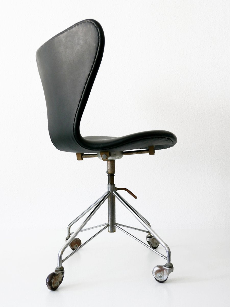 Mid-Century Modern 3117 Office Chair by Arne Jacobsen for Fritz Hansen, 1960s