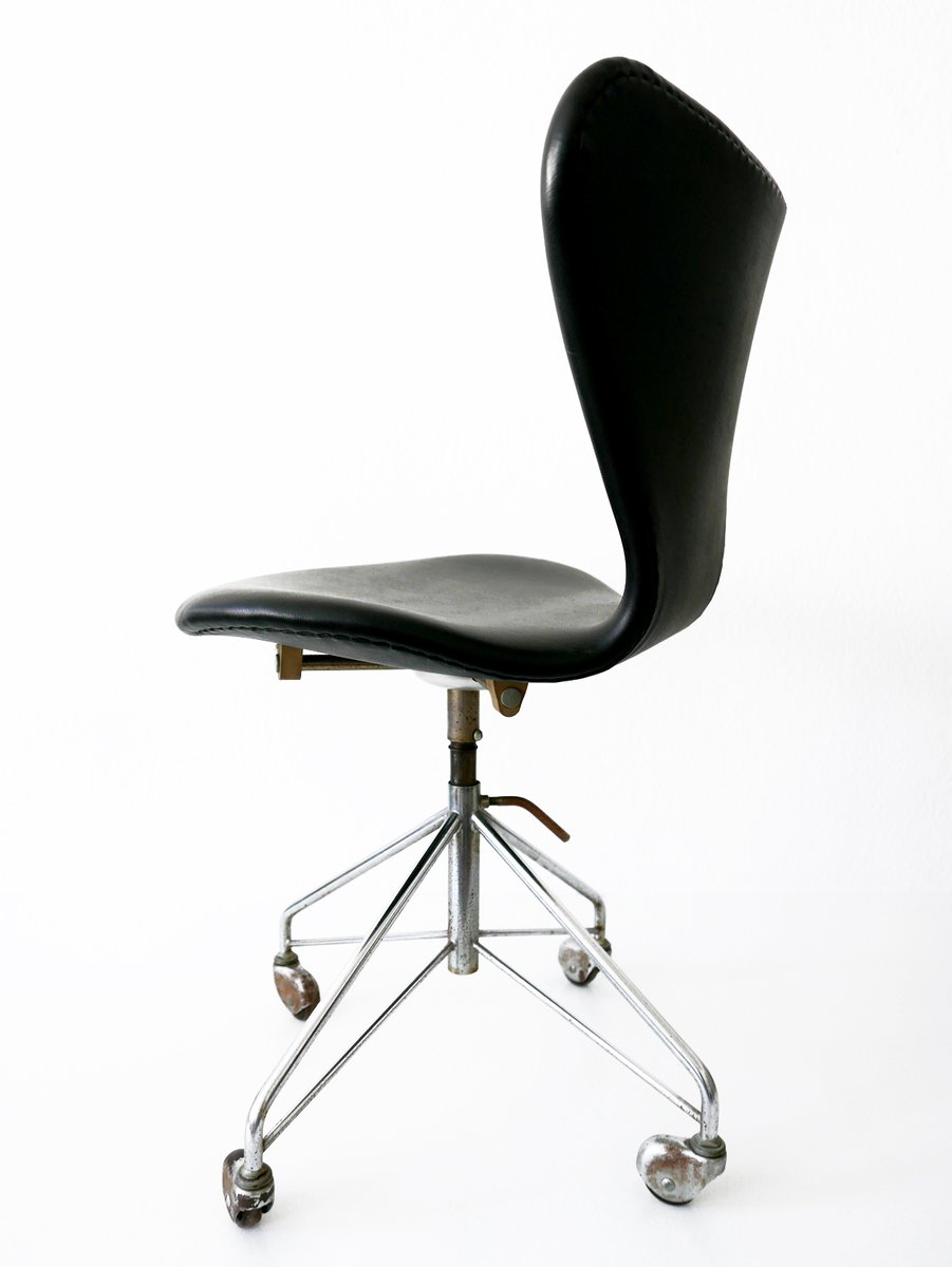 Mid-Century Modern 3117 Office Chair by Arne Jacobsen for Fritz Hansen, 1960s