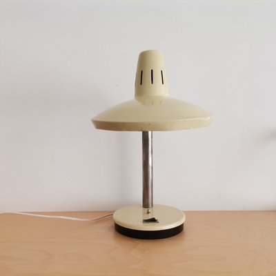 Mid-Century Modern Beige Metal Gooseneck Work Desk Table Lamp, 1960s-SCS-1137368