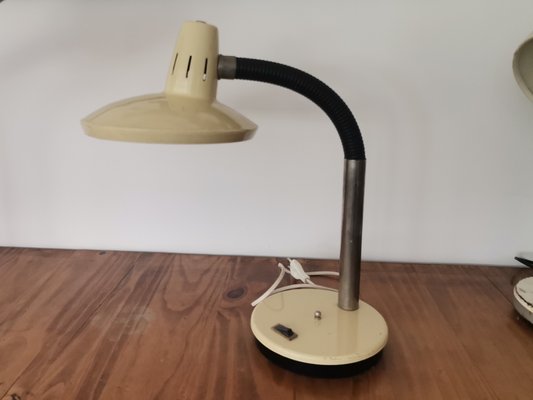 Mid-Century Modern Beige Metal Gooseneck Work Desk Table Lamp, 1960s-SCS-1137368