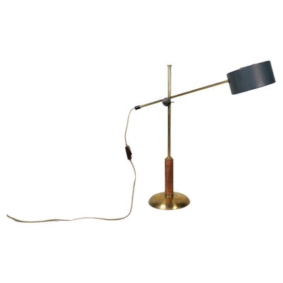 Mid-Century Modern Brass and Walnut Table Lamp attributed to Einar Bäckström, Sweden, 1950s-UYK-1772907