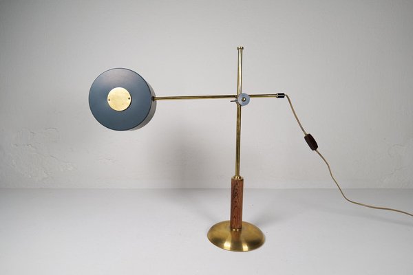 Mid-Century Modern Brass and Walnut Table Lamp attributed to Einar Bäckström, Sweden, 1950s-UYK-1772907