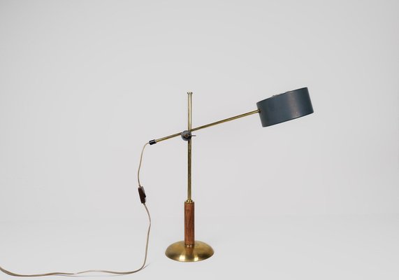 Mid-Century Modern Brass and Walnut Table Lamp attributed to Einar Bäckström, Sweden, 1950s-UYK-1772907