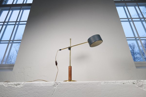 Mid-Century Modern Brass and Walnut Table Lamp attributed to Einar Bäckström, Sweden, 1950s-UYK-1772907