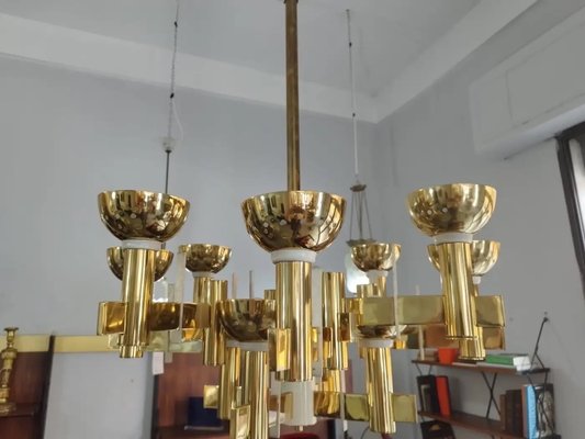 Mid-Century Modern Brass and White Painted Metal Chandelier, 1960s-NMK-2032391