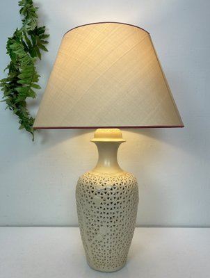 Mid-Century Modern Chinese Reticulated Porcelain Table Lamp, 1960s-WZZ-1397239