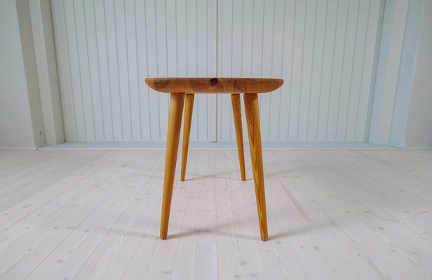 Mid-Century Modern Coffe Table in Pine, Sweden, 1940s-UYK-1706094