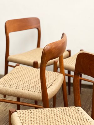 Mid-Century Modern Danish Dining Chairs in Teak by Niels O. Møller, 1950s, Set of 6-DOY-2016587