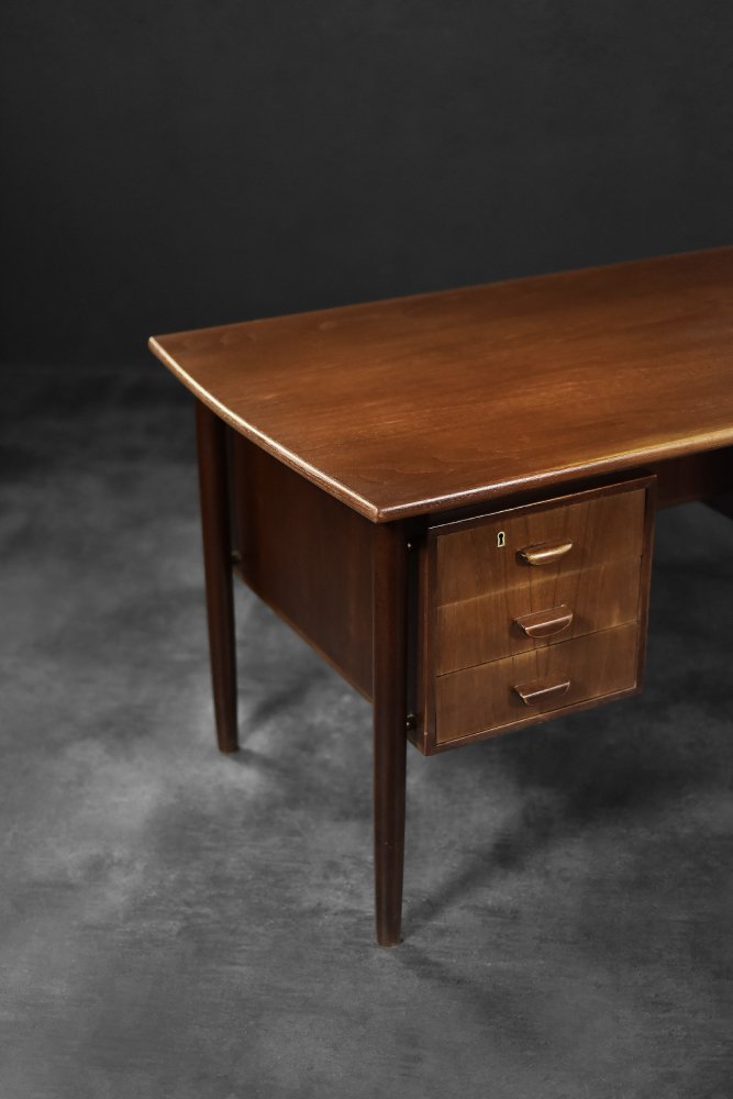 Mid-Century Modern Danish Scandinavian Teak Bilateral Desk with Drawers, 1960s