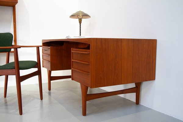 Mid-Century Modern Danish Teak Desk by Valdemar Mortensen, 1960s-WIX-1792201