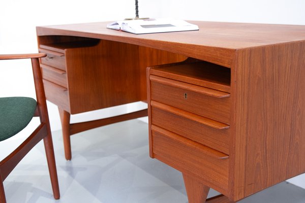 Mid-Century Modern Danish Teak Desk by Valdemar Mortensen, 1960s-WIX-1792201