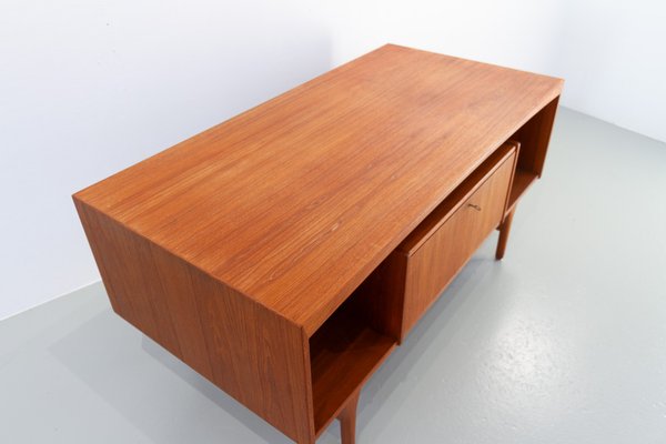 Mid-Century Modern Danish Teak Desk by Valdemar Mortensen, 1960s-WIX-1792201