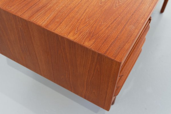 Mid-Century Modern Danish Teak Desk by Valdemar Mortensen, 1960s-WIX-1792201