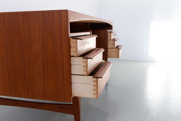 Mid-Century Modern Danish Teak Desk by Valdemar Mortensen, 1960s-WIX-1792201