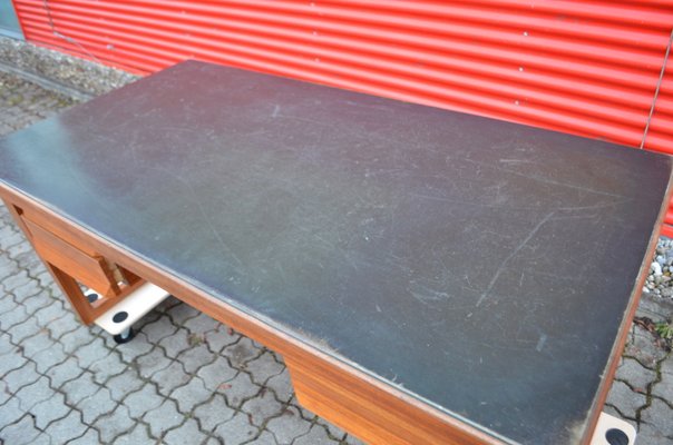 Mid-Century Modern Desk in Walnut with Green Leather Top, 1960-UF-1371039