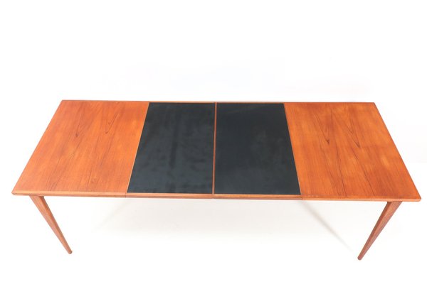 Mid-Century Modern Extending Dining Table in Teak by Henry Rosengren Hansen for Brande Møbelindustri-MY-1273585