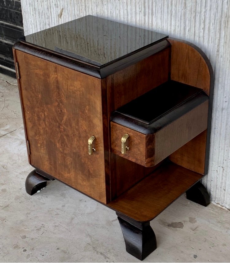 Mid-Century Modern Front Nightstands with Original Hardware and Ebonized Bases, 1940s, Set of 2