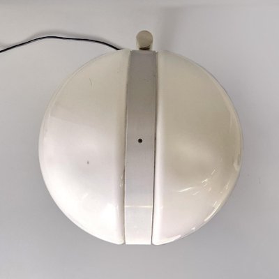 Mid-Century Modern Italian Round White Table Lamp from Stilnovo, 1960s-GDD-1771647