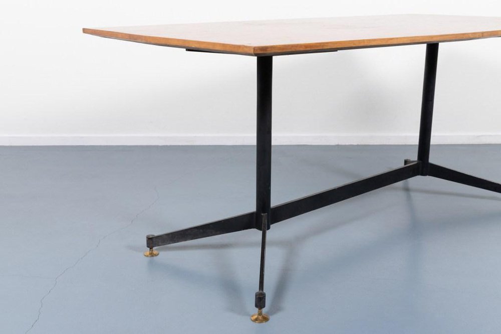 Mid-Century Modern Italian Table from Ignazio Gardella, 1960s