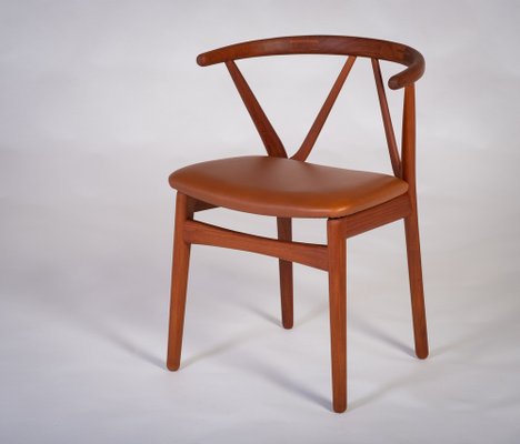 Mid-Century Modern Model 255 Teak and Leather Dining Chair by Henning Kjærnulf for Bruno Hansen, Denmark, 1960s-ZGQ-1734670