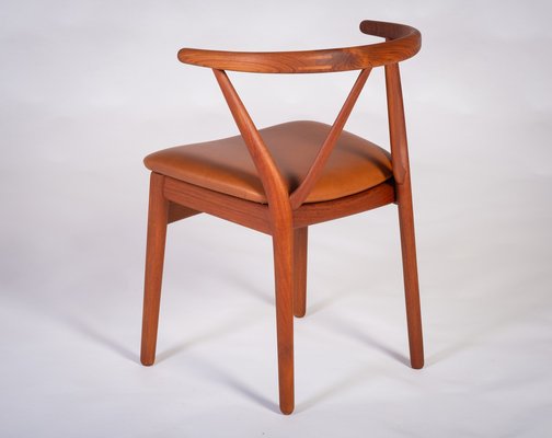 Mid-Century Modern Model 255 Teak and Leather Dining Chair by Henning Kjærnulf for Bruno Hansen, Denmark, 1960s-ZGQ-1734670