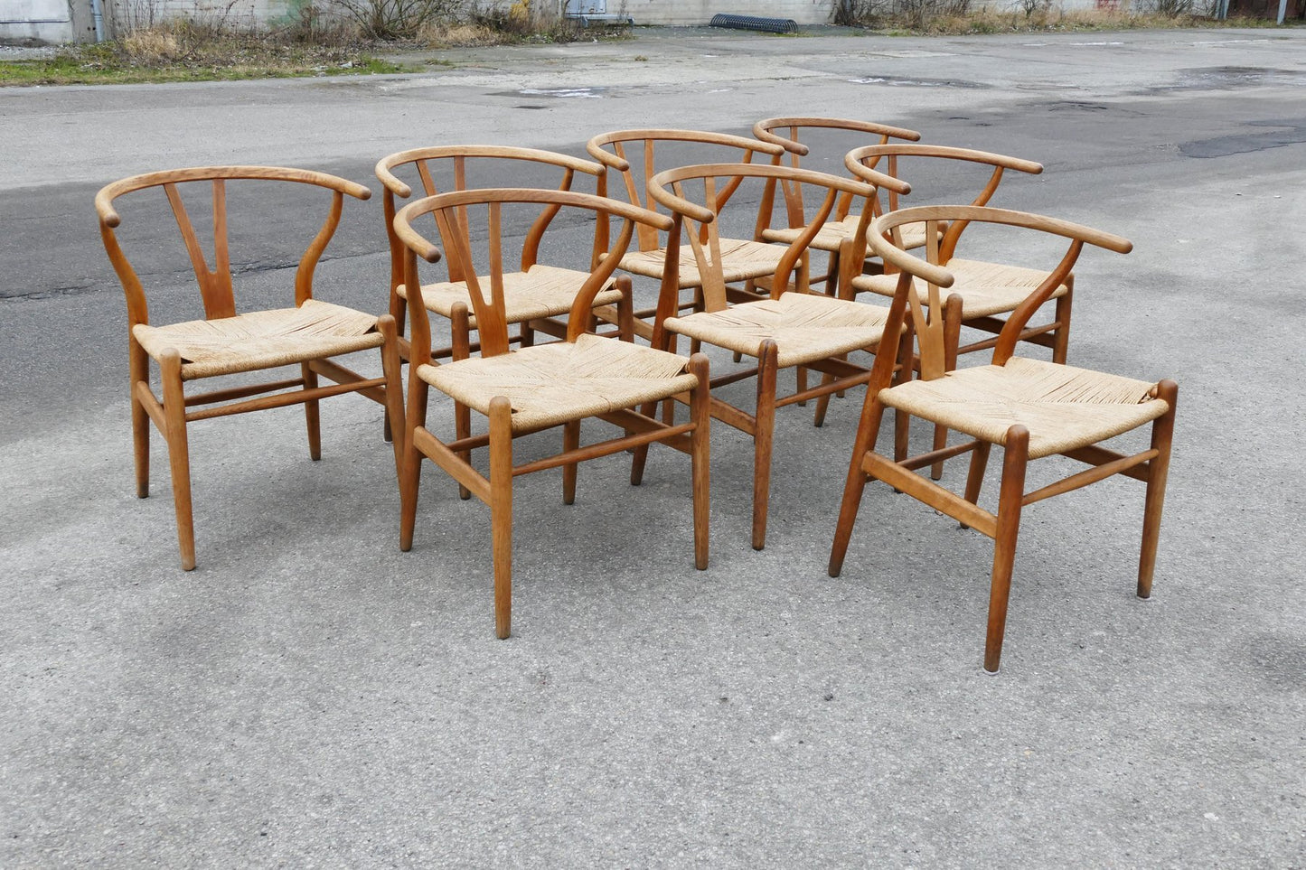 Mid-Century Modern Oak Wishbone Chairs by Hans Wegner, Set of 8