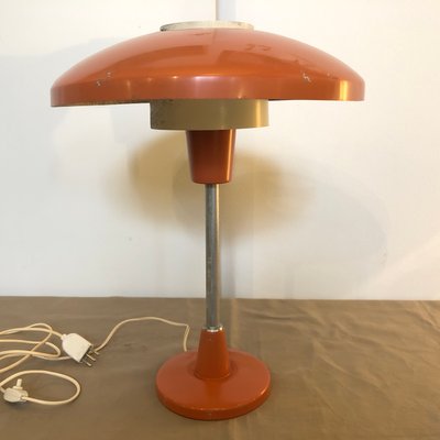 Mid-Century Modern Orange and White Mod. 8022 Table Lamp from Stilnovo, 1960s-NMK-696329