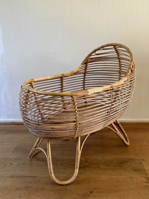 Mid-Century Modern Rattan Baby Crib, 1960s-LL-2041039