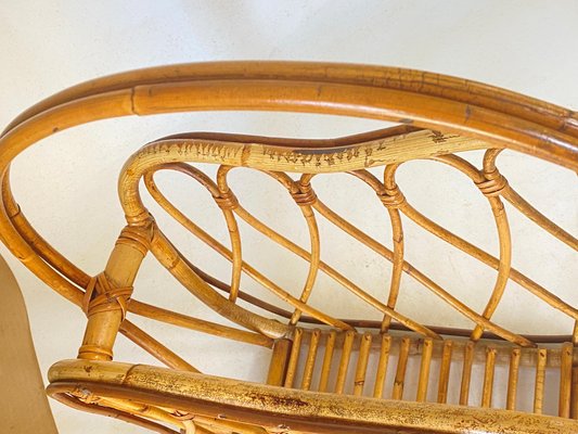 Mid-Century Modern Rattan Wicker Magazine Rack, Italy, 1960s-UR-1780816