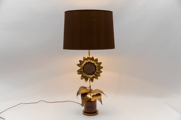 Mid-Century Modern Sunflower Table Lamp in Brass and Wood, 1970s-KQB-1737310