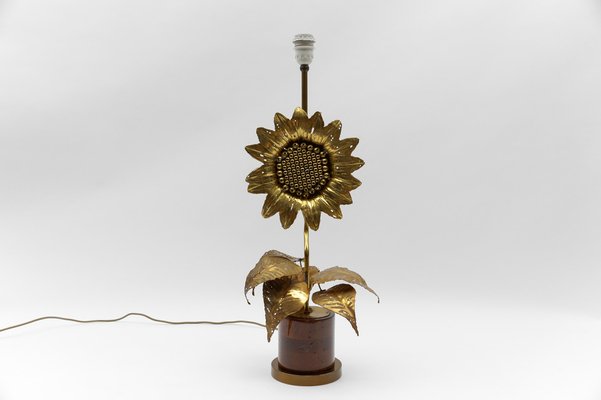 Mid-Century Modern Sunflower Table Lamp in Brass and Wood, 1970s-KQB-1737310