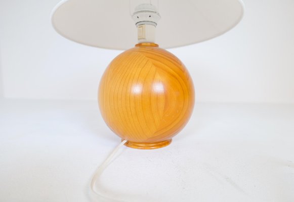 Mid-Century Modern Swedish Solid Pine Sculptural Table Lamp, 1970s-UYK-1191707