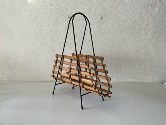 Mid-Century Modern Wicker and Wood Magazine Stand, 1960s-RDS-1210086