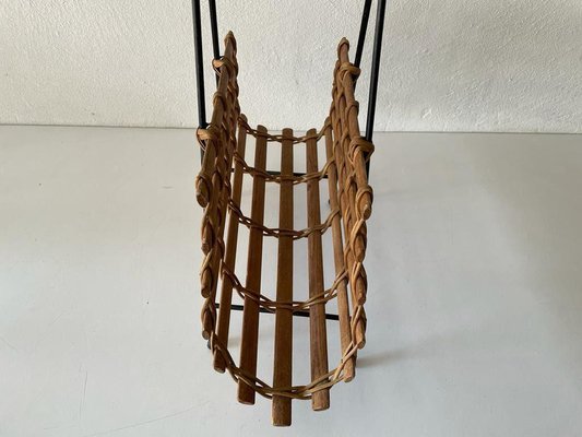 Mid-Century Modern Wicker and Wood Magazine Stand, 1960s-RDS-1210086