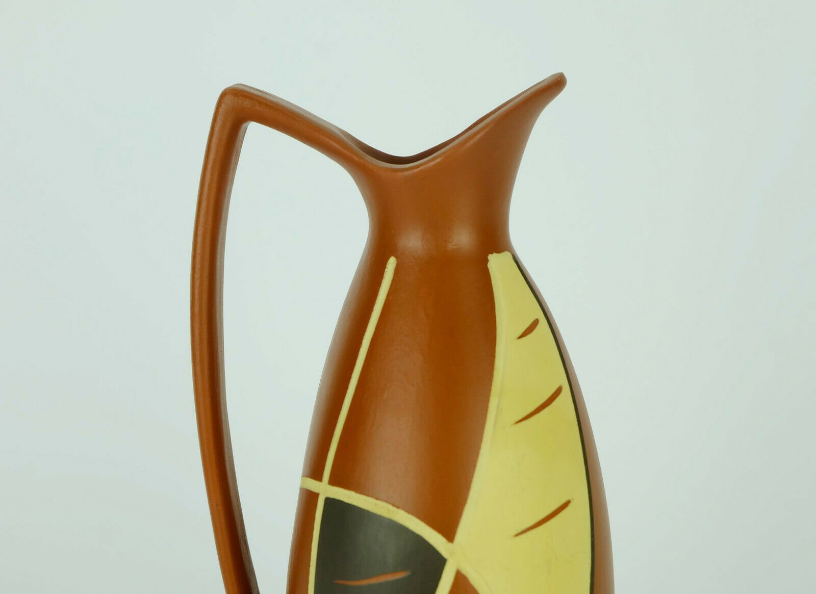 Mid-Century No. 320-20 Ceramic Vase with Scratch Decoration from Sawa, 1950s