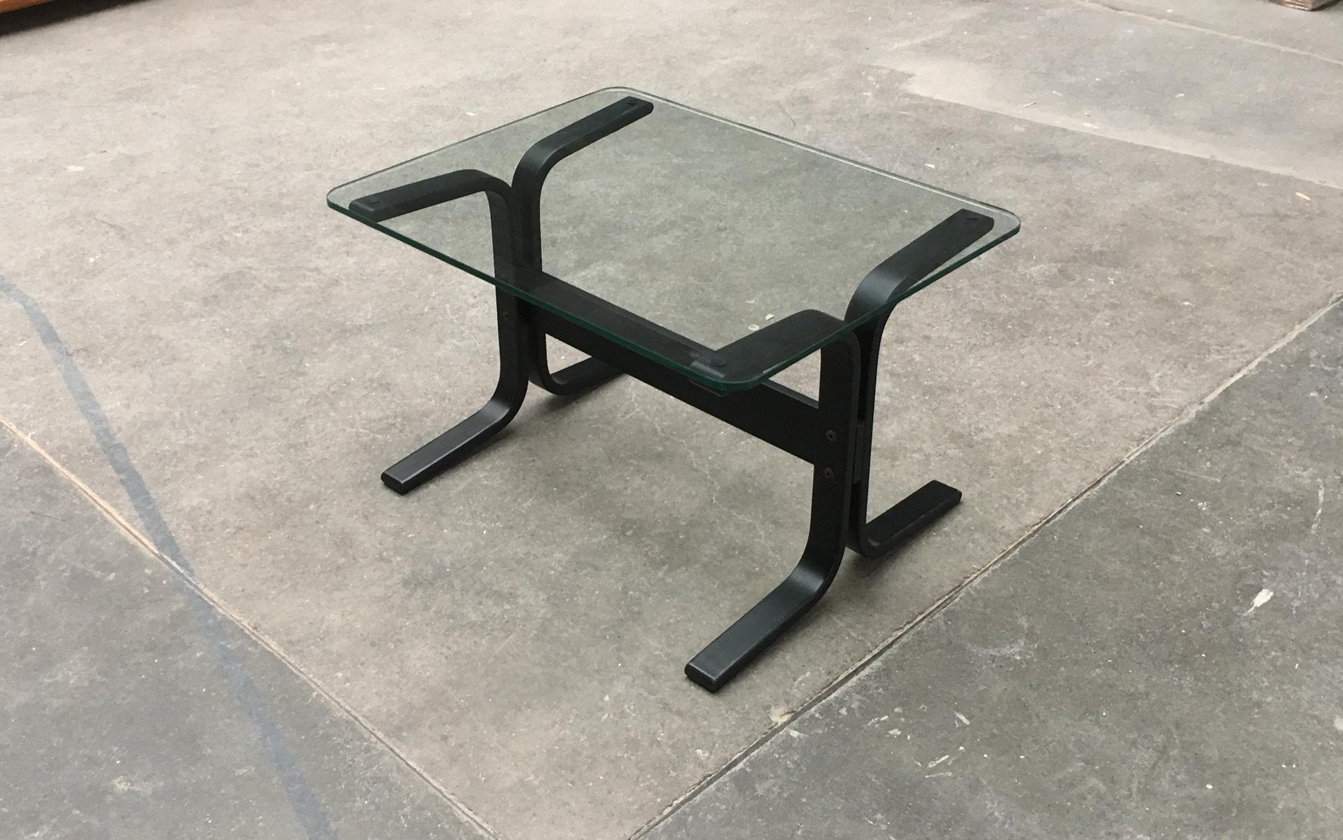 Mid-Century Norwegian Siesta Glass Side Table by Ingmar Relling for Westnofa