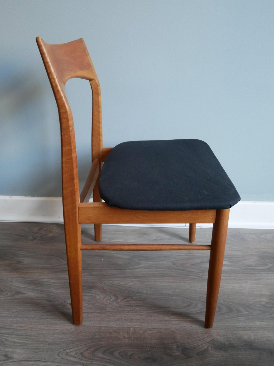 Mid-Century Oak Dining Chairs by Henning Kjærnulf for Vejle Mobelfabrik, Set of 6