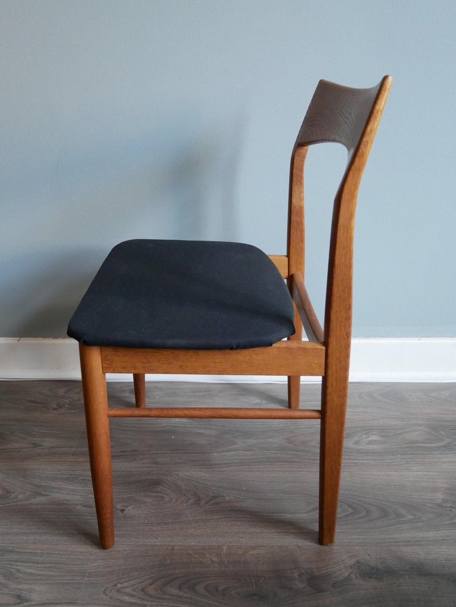 Mid-Century Oak Dining Chairs by Henning Kjærnulf for Vejle Mobelfabrik, Set of 6