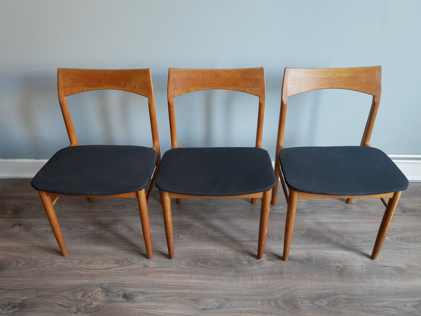 Mid-Century Oak Dining Chairs by Henning Kjærnulf for Vejle Mobelfabrik, Set of 6