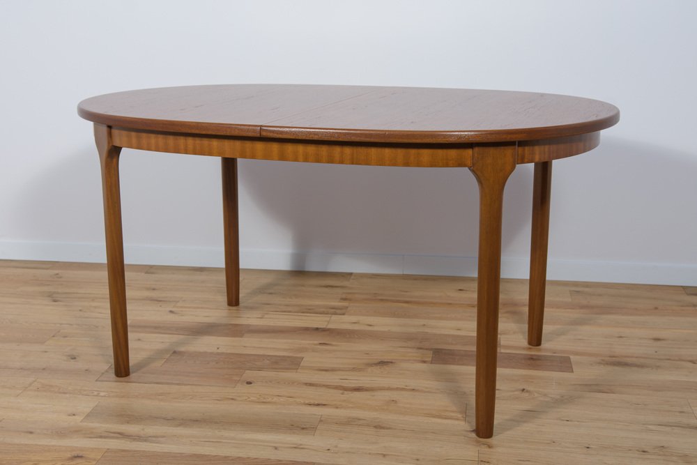 Mid-Century Oval Extendable Teak Dining Table from McIntosh, 1960s