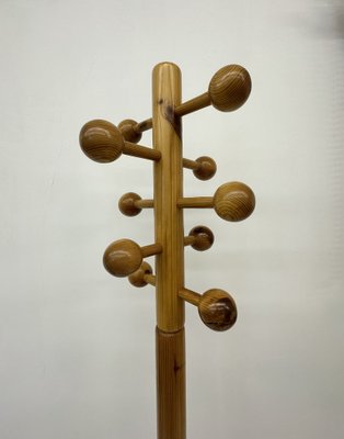 Mid-Century Pine Coat Rack, 1970s-BGP-1719570